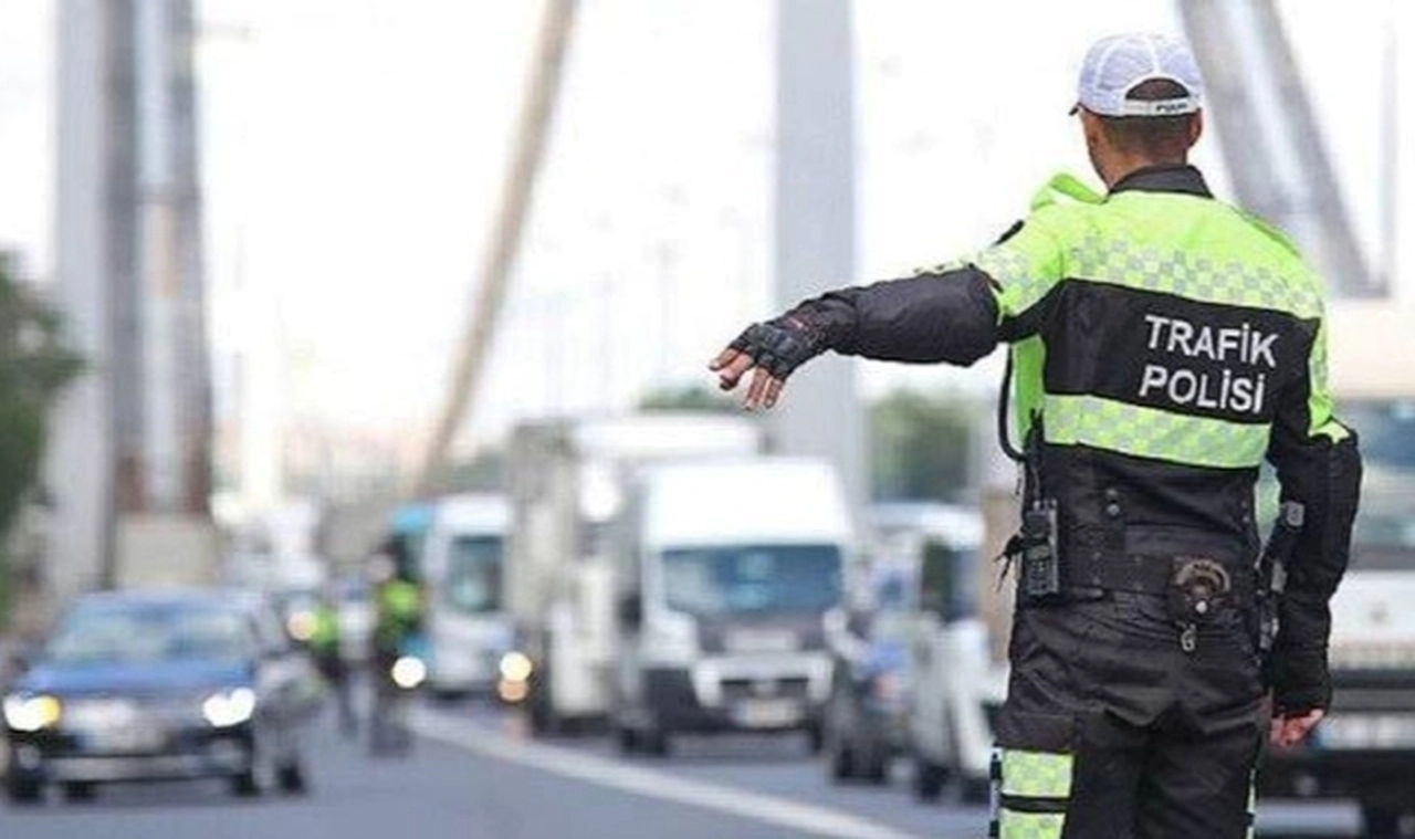 Trafik cezalarına yeni zam yolda: Hız, ışık ve şerit ihlallerine daha ağır yaptırımlar geliyor