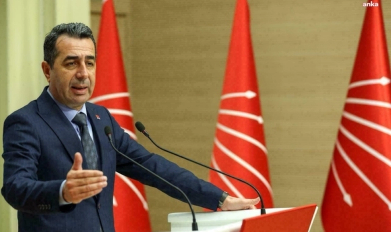 CHP Genel Başkan Yardımcısı Erhan Adem'den yaş çay fiyatına sert eleştiri