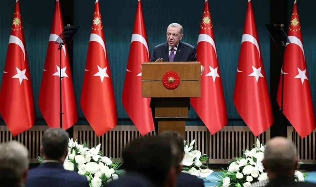 Cumhurbaşkanı Erdoğan, KKTC'den yurda döndü