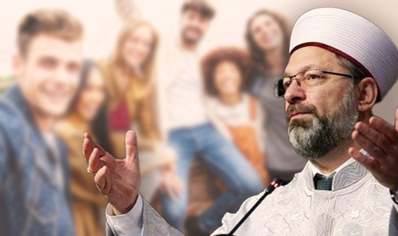 Diyanet'ten tartışma yaratacak hutbe: Kadın erkek arkadaşlığı kişileri zinaya sürüklüyor