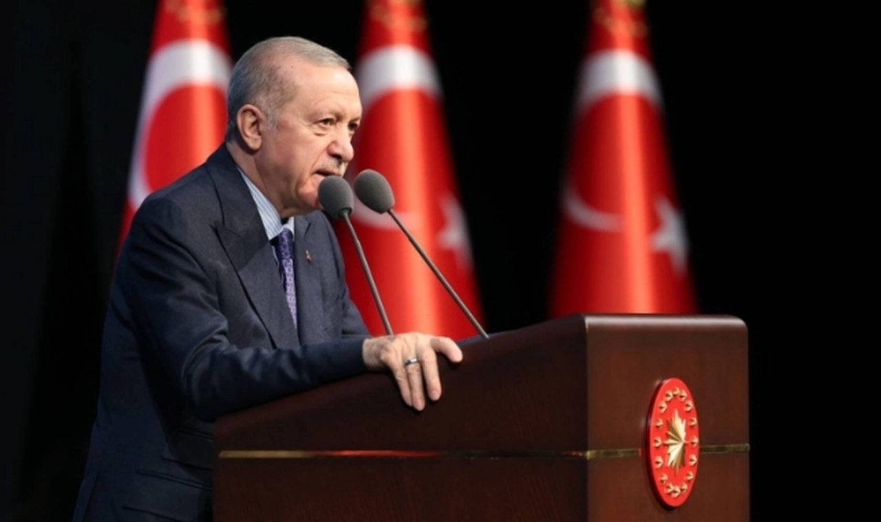 Erdoğan: Değerli dostum Trump'la konuştuk, görüşmelere ev sahipliği yapmaktan mutluluk duyacağız