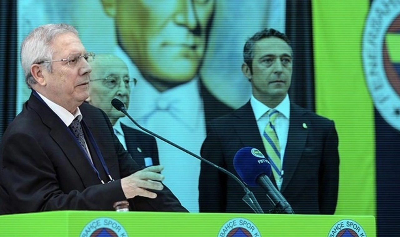 Fenerabahçe'de Aziz Yıldırım'ın Adaylık Kararı Belli Oldu
