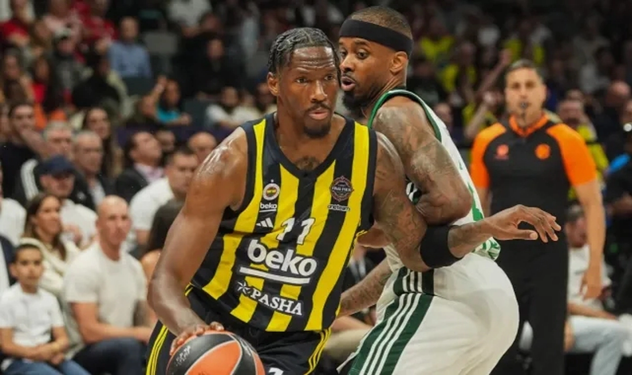Fenerbahçe Beko, EuroLeague'de finale yükseldi!