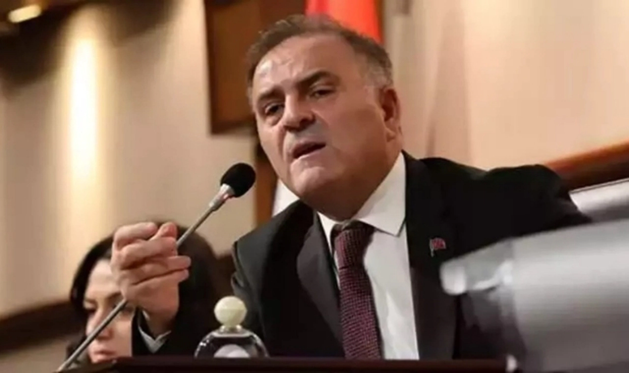 İBB Başkanvekili'nden cezaevindeki ailelere destek! 'Evlatları evladımızdır'