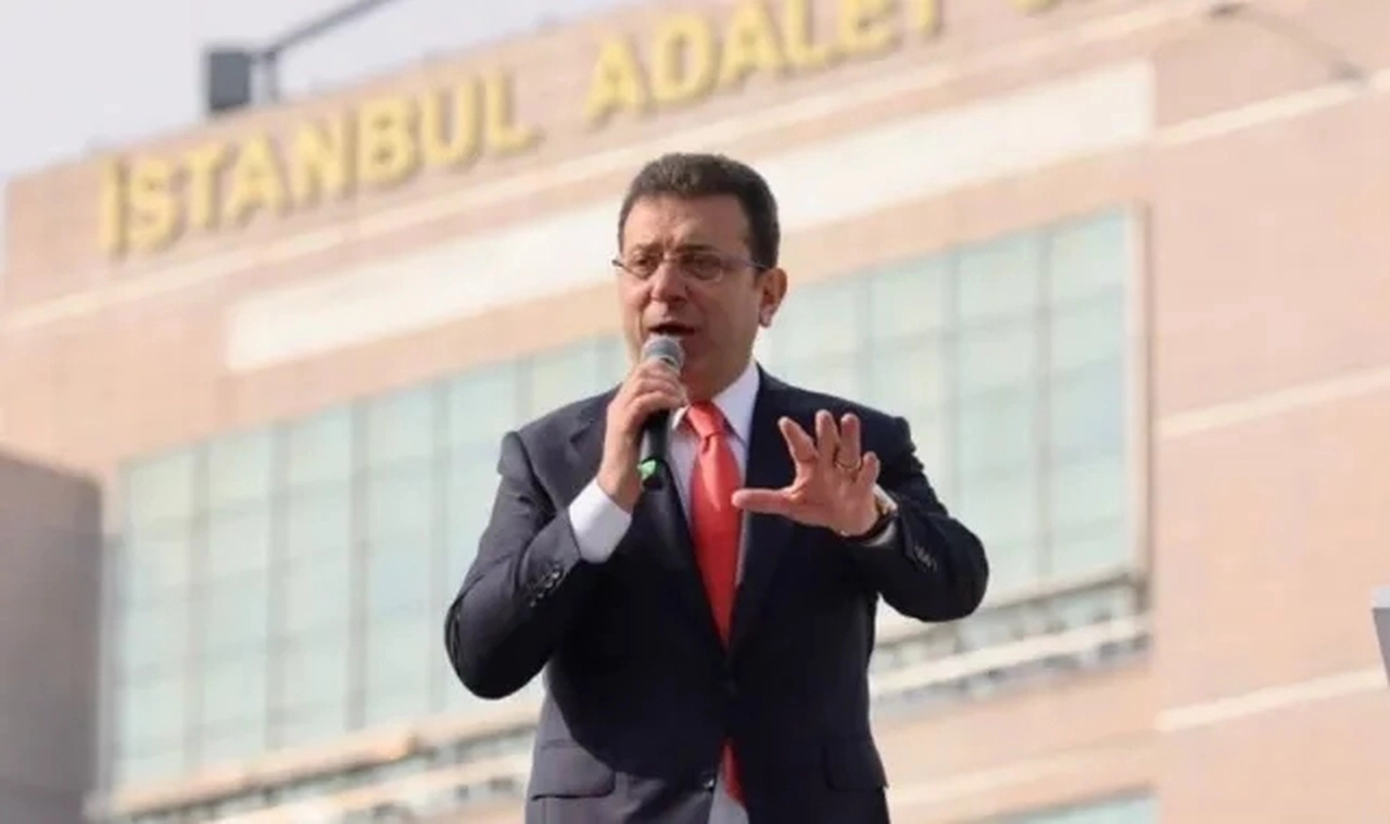 İmamoğlu'ndan '19 Mart darbesi nasıl yapıldı?' belgeseli