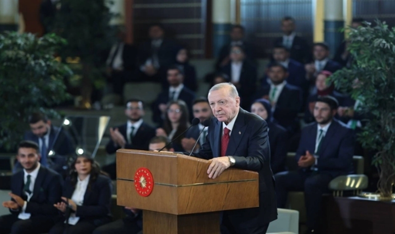 "Terörsüz Türkiye sürecinde bundan sonra ne olacak?" sorusuna Erdoğan'ın yanıtı: Bütün çoban kardeşlerim küçükbaş, büyükbaş alıp rahatlıkla yaylalara çıkacak