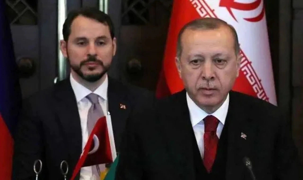 AK Parti'li isimden 'Erdoğan yalnız' çıkışı: Kabine için Berat Albayrak ismini verdi