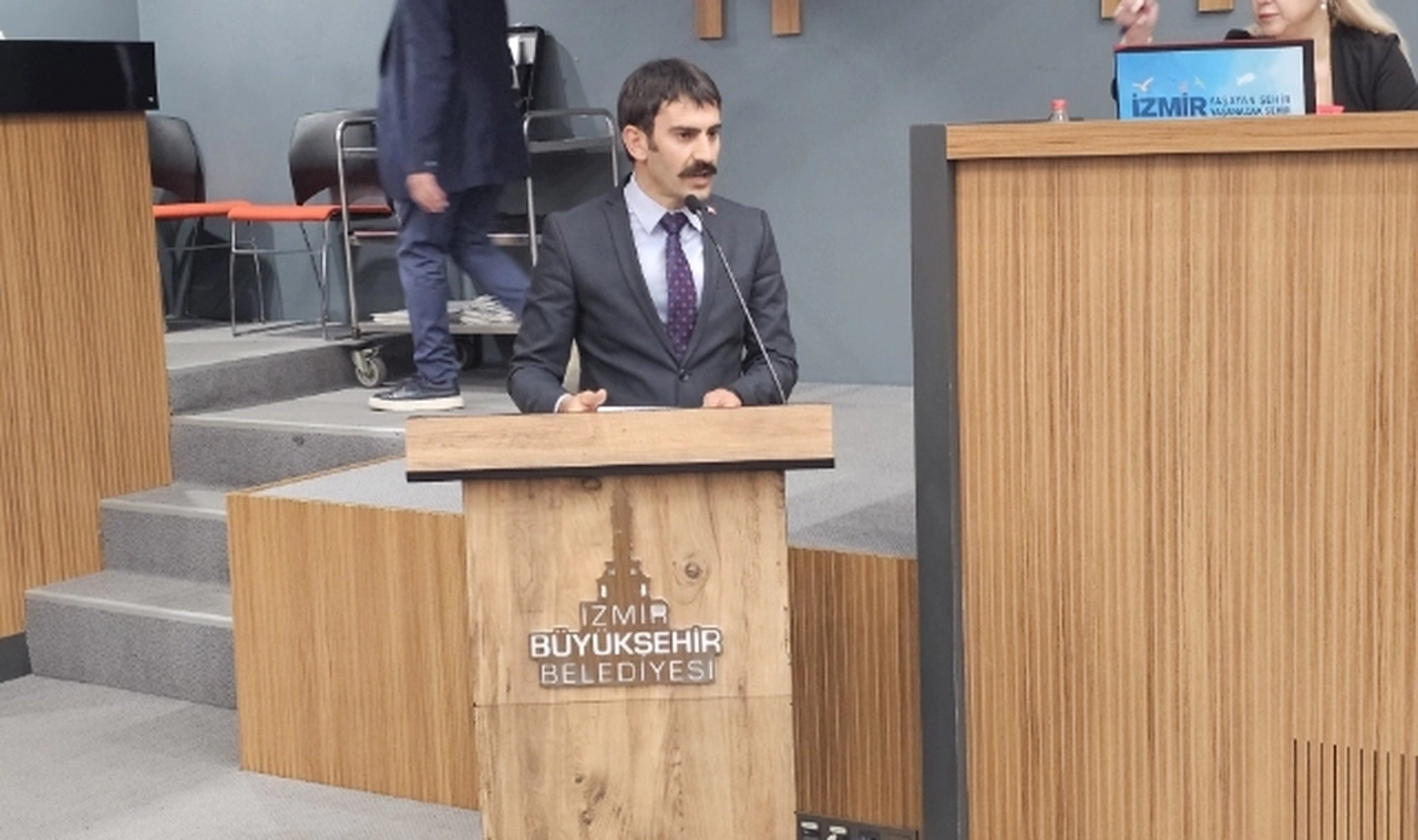 AK Partili Kişili’den Tugay’a TİS çıkışı “Korkarız ki; hem bozacı hem şıracı”
