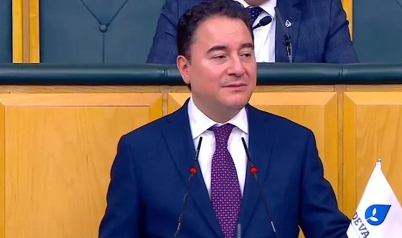 Ali Babacan: Asgari ücrete, emekli maaşına ara zam vermemek hak gasbıdır, hırsızlıktır
