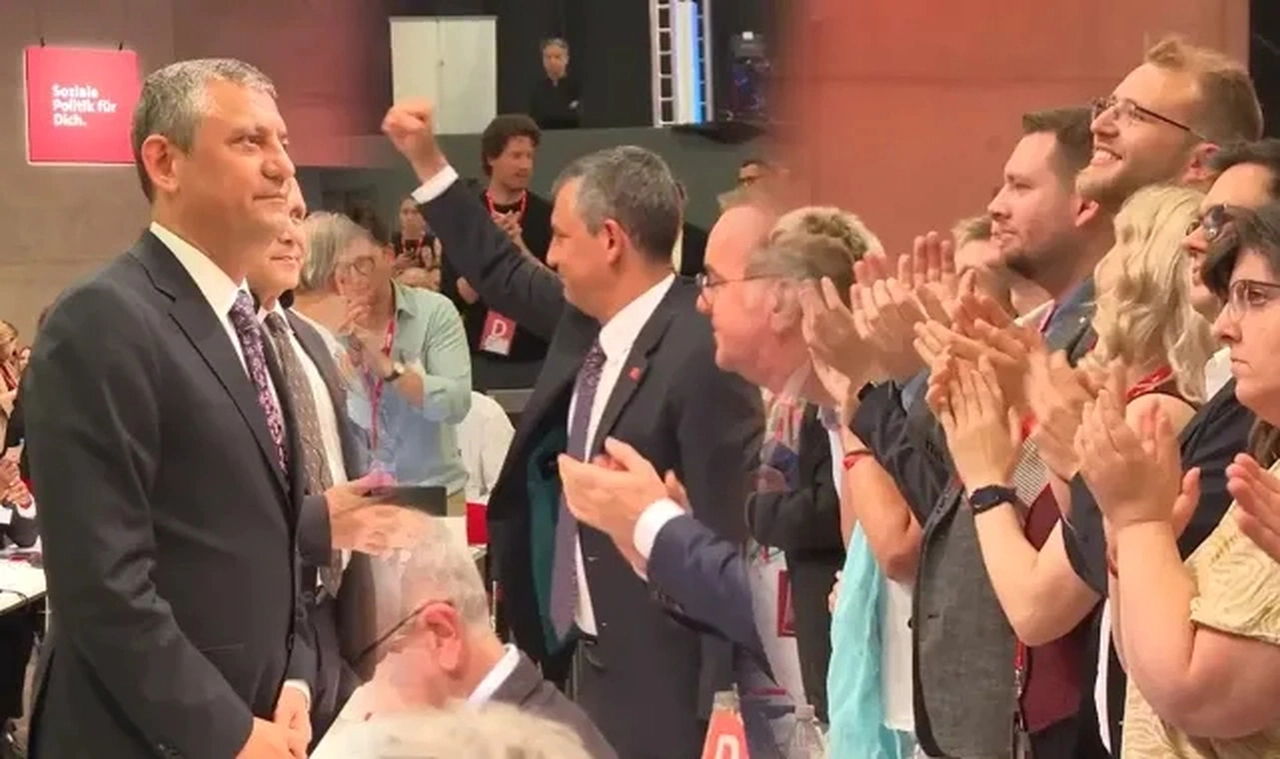 Berlin'de ayakta alkışlandı... Özgür Özel'den 'kurultay davası' yorumu: 'Olumsuz bir şey olacağı yok'