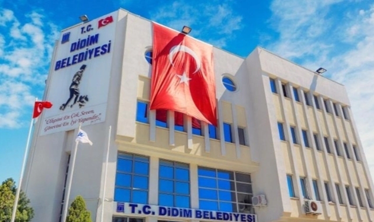 CHP'li Didim Belediyesi'ne 'usulsüzlük' soruşturması: 4 kişi gözaltına alındı