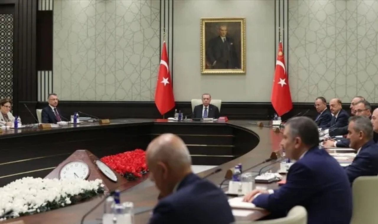 Cumhurbaşkanlığı Kabinesi toplanıyor: Gündemde hangi konular var?