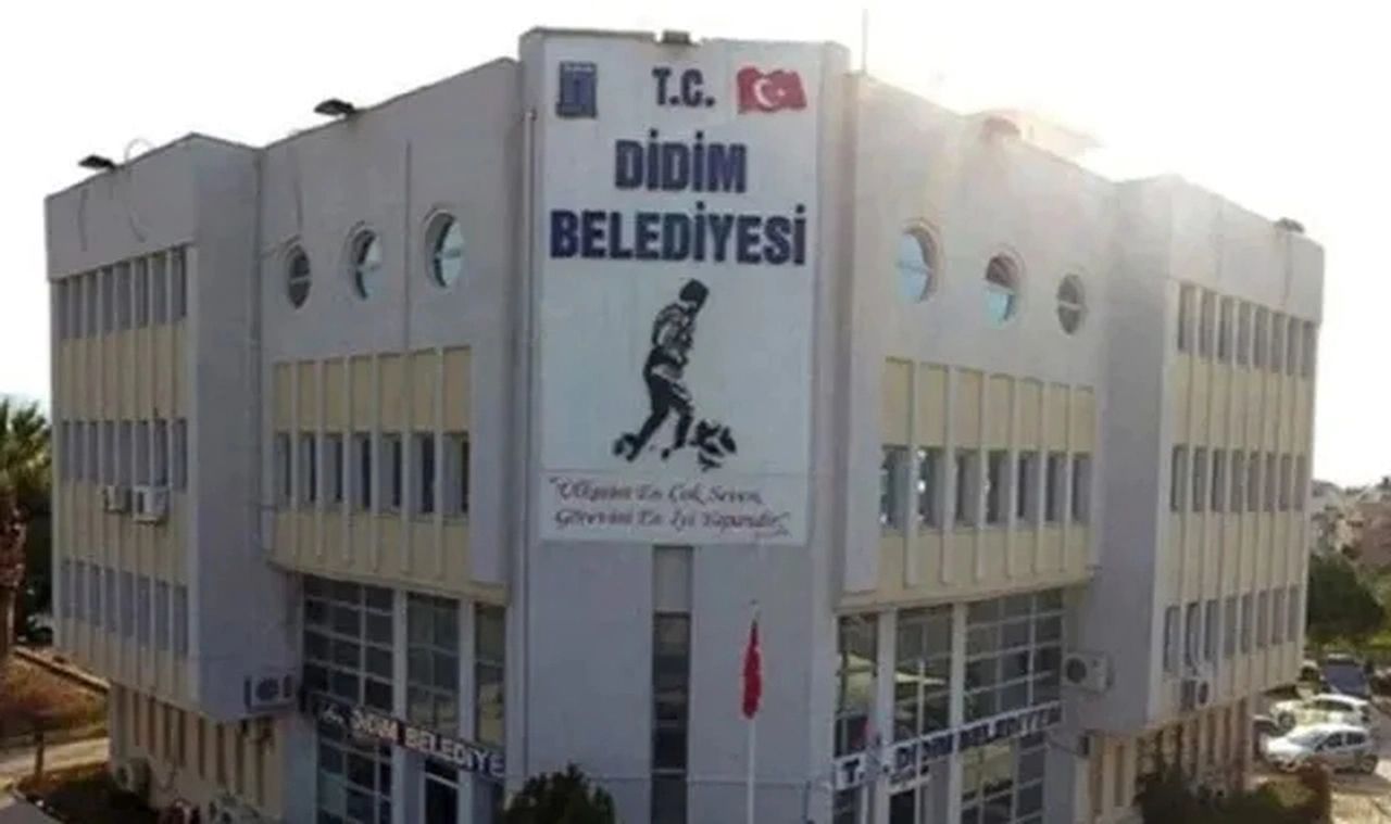 Didim Belediyesi'nde 'yolsuzluk' iddiası: 4 kişi gözaltına alındı