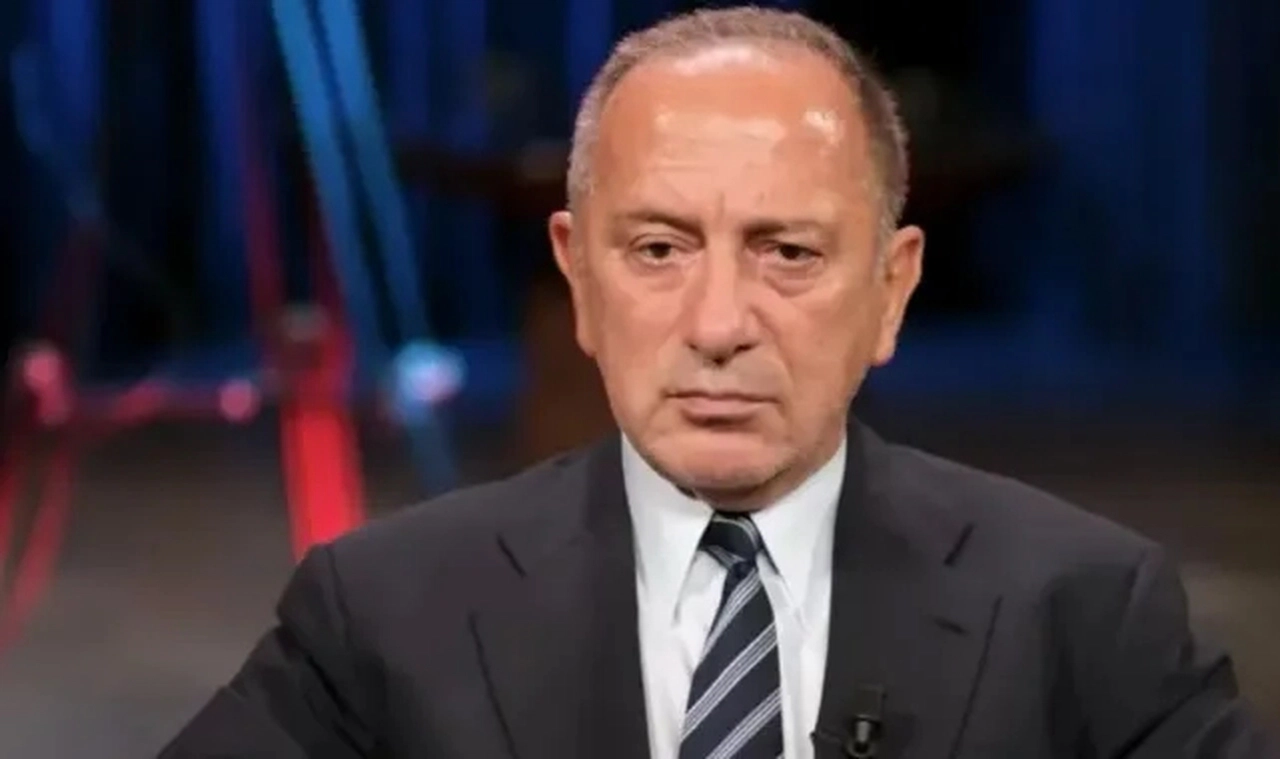Gazeteci Fatih Altaylı adliyeye götürüldü