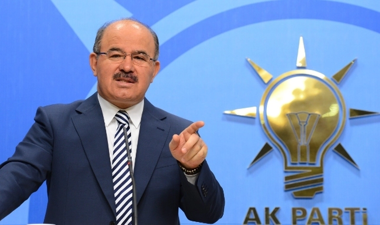 Hüseyin Çelik: Türkiye’deki kutuplaşma ve tansiyonu düşürmek için akil insanlar devreye girmeli