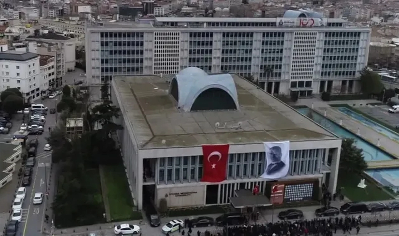 İBB'den 'İSKİ' iddialarına yanıt: 'Hiçbir şekilde idaremizi bağlamamaktadır'