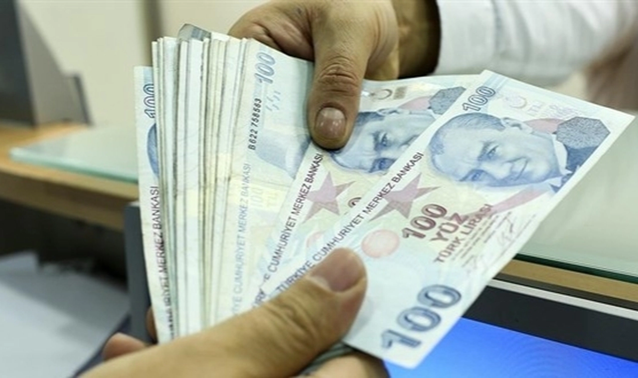 Kamu İşçilerine İkinci Zam Teklifi Yarın Açıklanacak