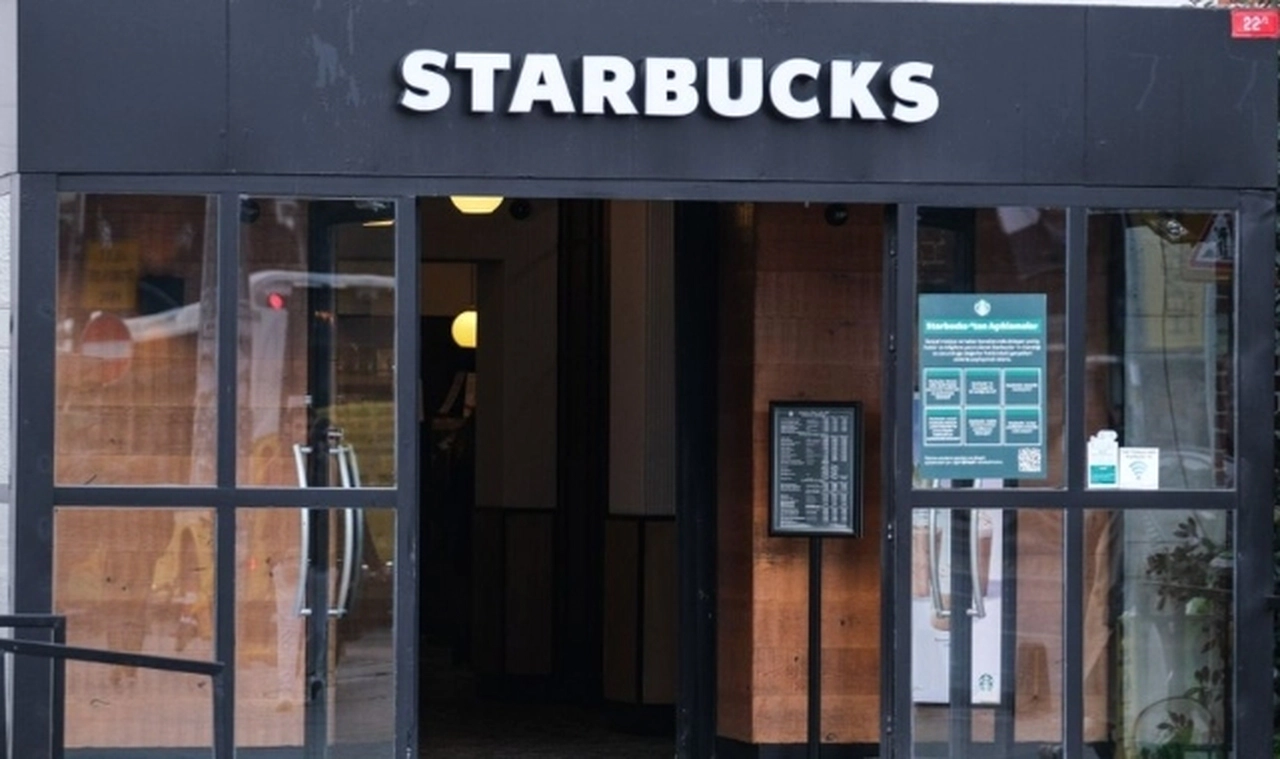 Starbucks, Türkiye’de kahve fiyatlarına yüzde 15 zam yaptı
