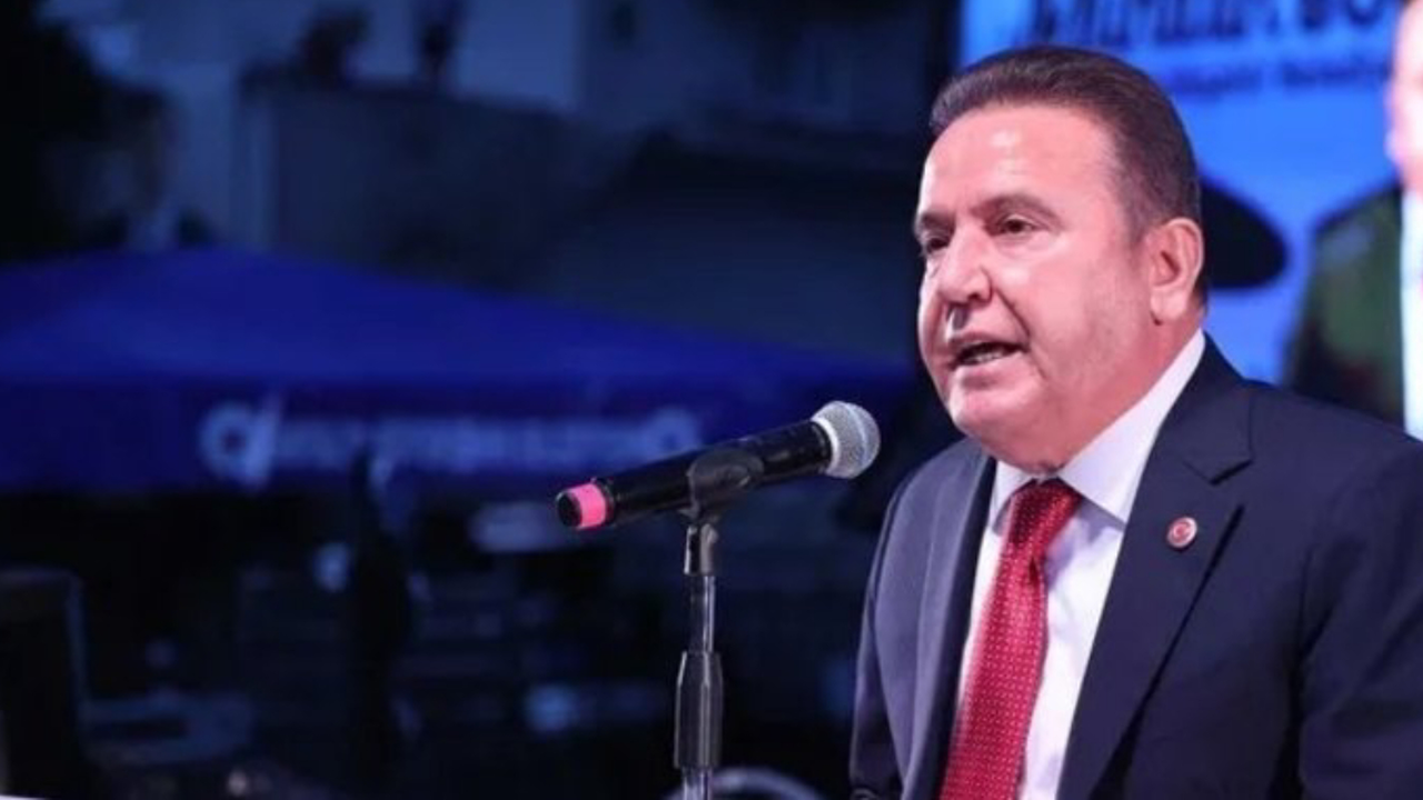 Muhittin Böcek'ten yurttaşlara sahil ihalesi uyarısı