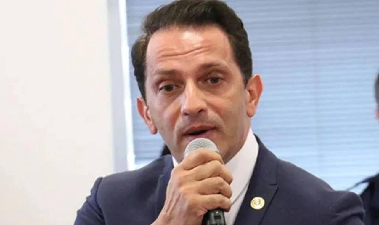 AK Partili Mücahit Birinci'den tutuklamalara eleştiri