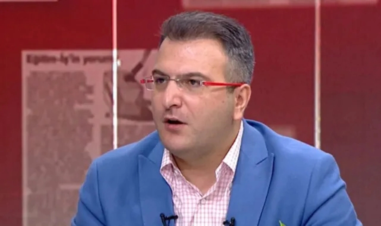 Cem Küçük'ten askerlik süresi ve affa dair açıklama: Belki düşebilir