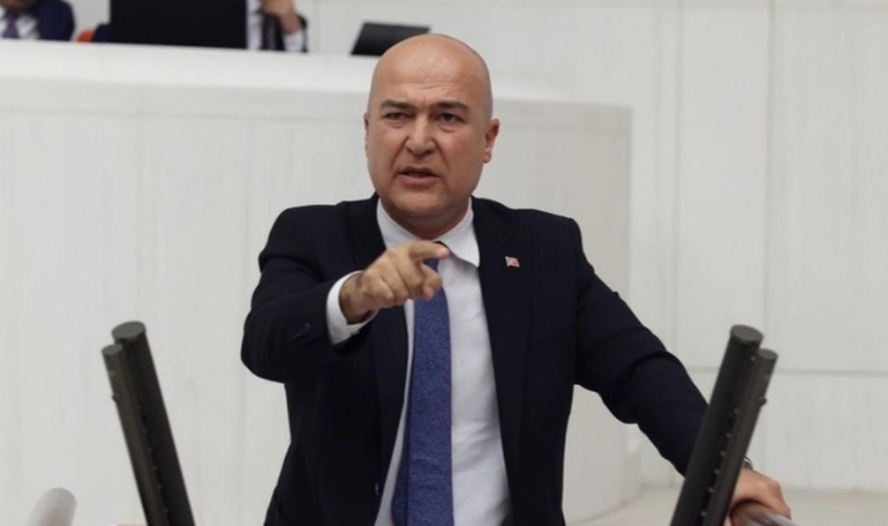 CHP'li Bakan'dan operasyon açıklaması: 'İstanbul’da yaşananlara benzer bir süreçle karşı karşıyayız'