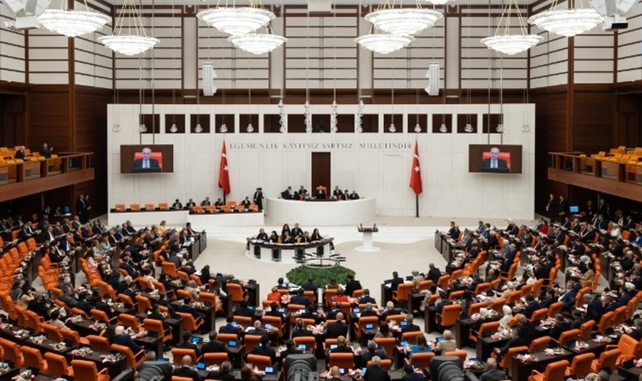 George Aslan'ın 'Ermeni soykırımı' ile ilgili sözleri tutanaktan çıkarıldı