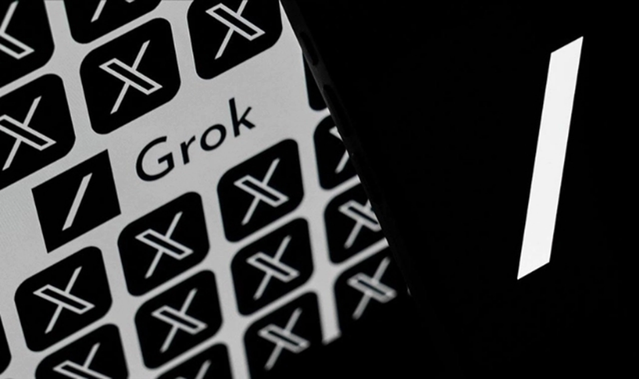Grok'un yeni sürümü yapay zekada "siyasi zehirlenme" tartışmasını gündeme getirdi