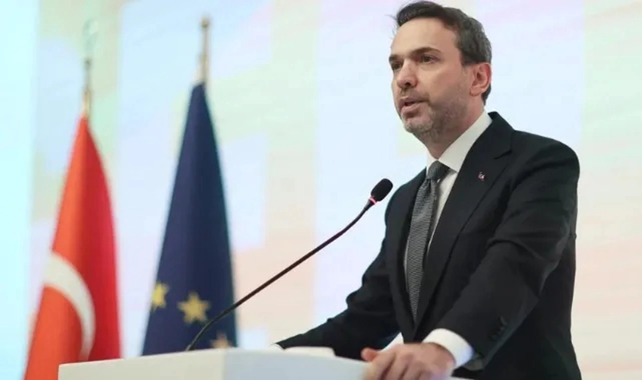 Soma Termik Santrali'nde kriz: Üretim durdu, Bakan Bayraktar 'yöneticileri toplantıdan kovdu' iddiası