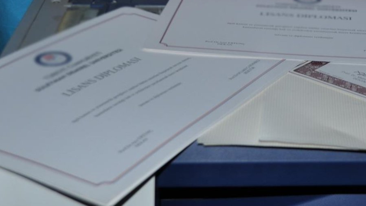 e-imza ile sahte diploma skandalında mahkeme tarihi belli oldu: 199 sanık hakim karşısına çıkacak