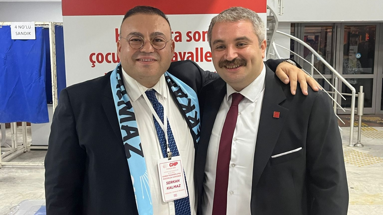 CHP Konak İlçe Kongresi'nde iki adaylı yarışın kazananı Serkan Kalmaz oldu