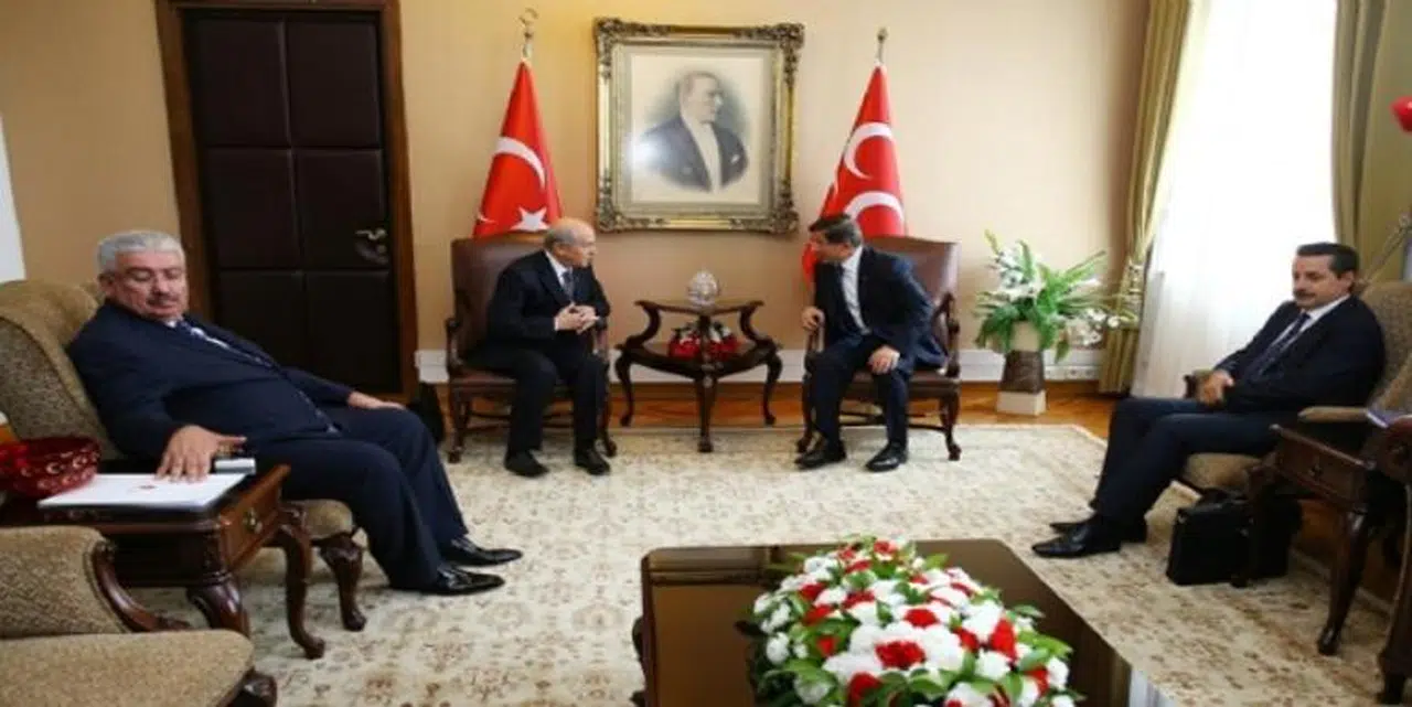 DAVUTOĞLU,BAHÇELİ GÖRÜŞMESİ SONA ERDİ