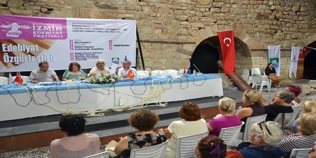 FOÇA, USTA KALEMİN ANISIYLA ÇINLADI