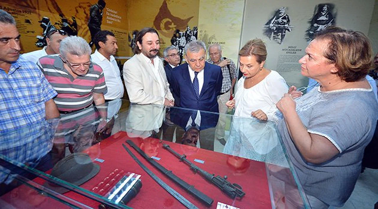9 Eylül Saat 9’da