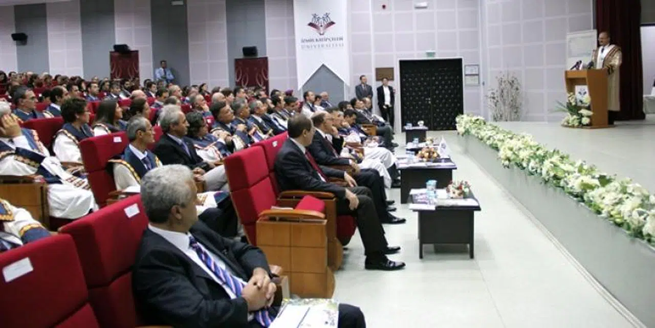 2015-2016 AKADEMİK YILI  AÇILIŞI  COŞKUYLA GERÇEKLEŞTİRİLDİ