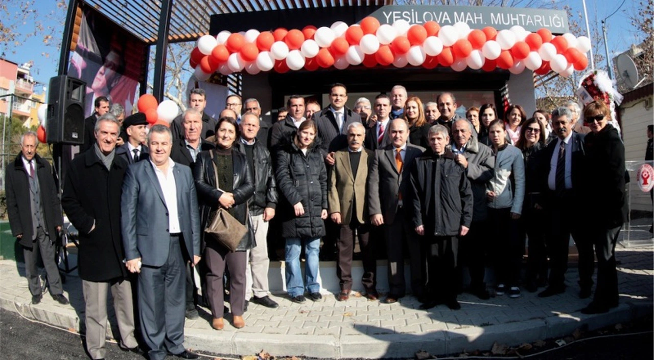 BORNOVA'DA YENİ MUHTARLIK BİNALARI HİZMETE GİRİYOR