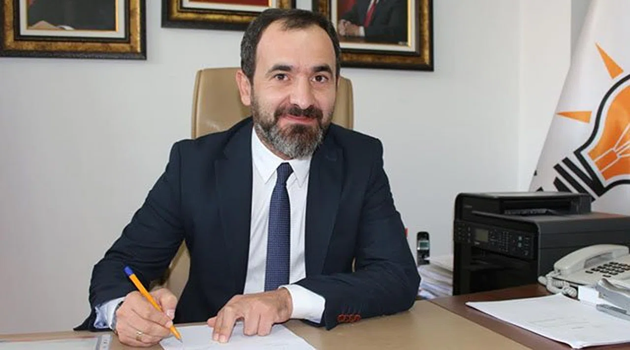 Ak Parti Bayraklı Yürütme Kurulu Açıklandı