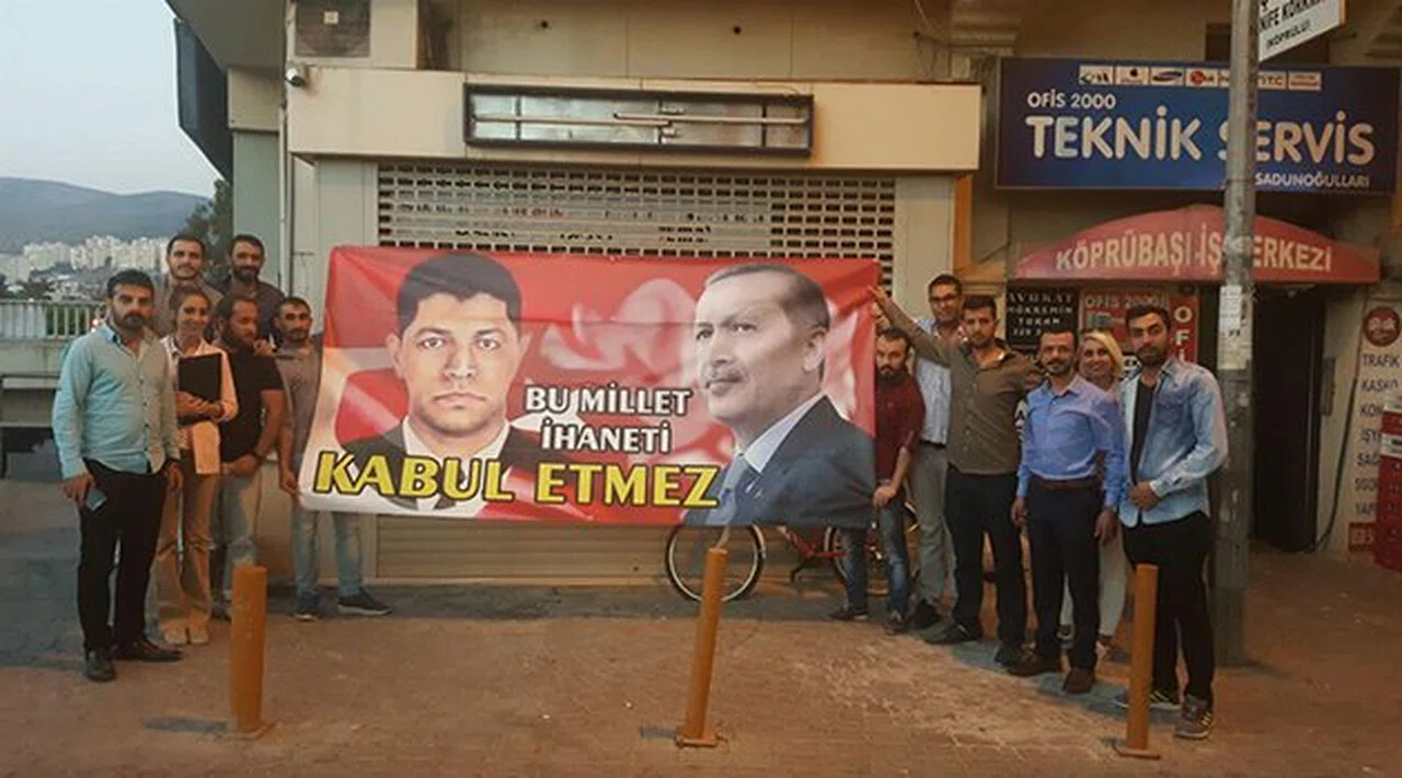 AK Partili Gençlerden Çiğli Belediyesi’ne Tepki