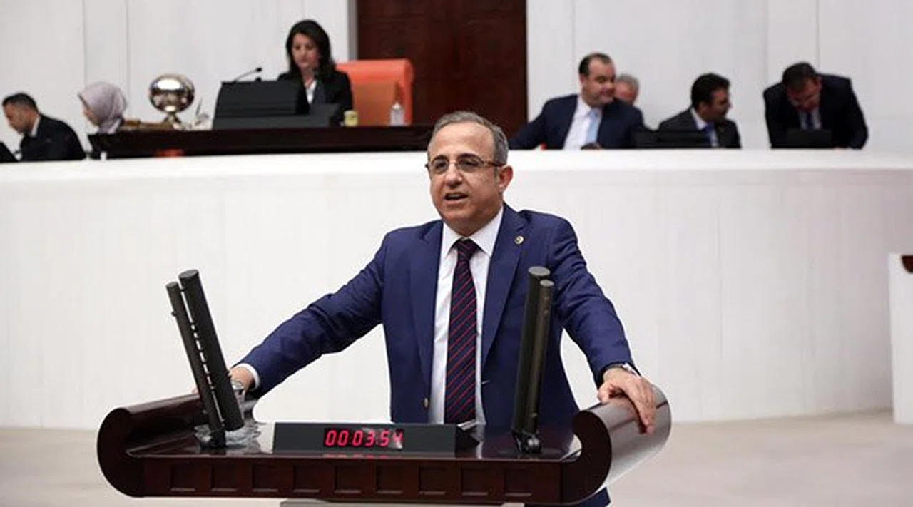 Ak Parti'li Sürekli: “Polisimizin ve Güvenlik Güçlerimizin Yanındayız”