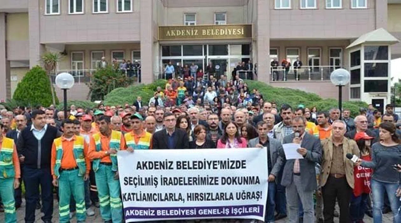 Akdeniz Belediyesi'ne Kayyım Atandı