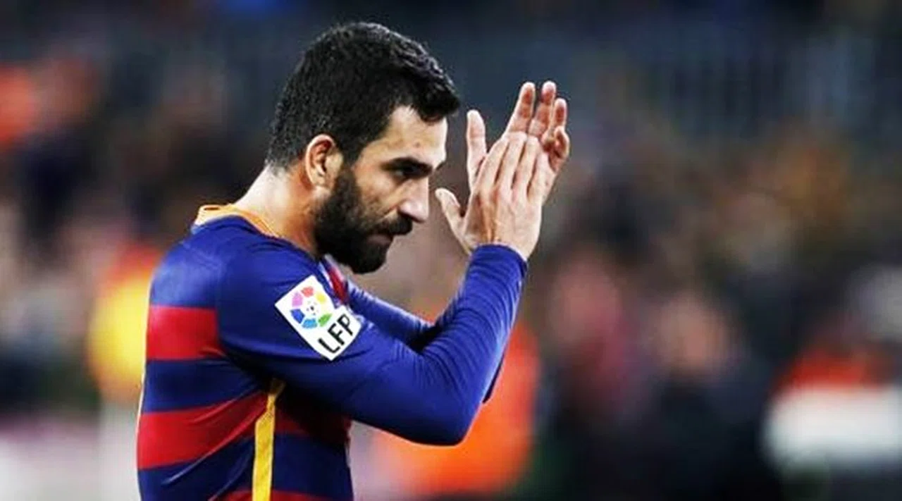 Arda Turan'dan Olay Paylaşım