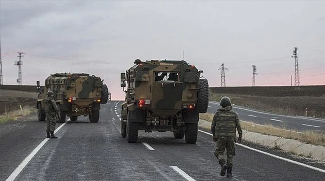Askeri Aracın Geçişi Sırasında Patlama