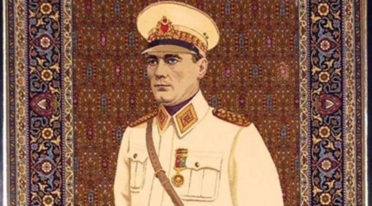 Atatürk'e Ambargo: Üniforma ile Meclis'te İşi Yok