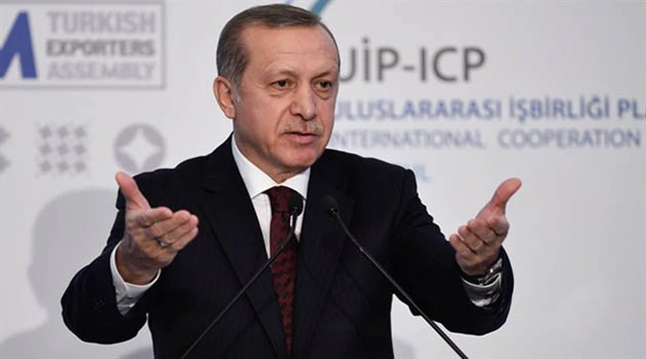 AVM Patronlarına TL İle Kira Çağrısı