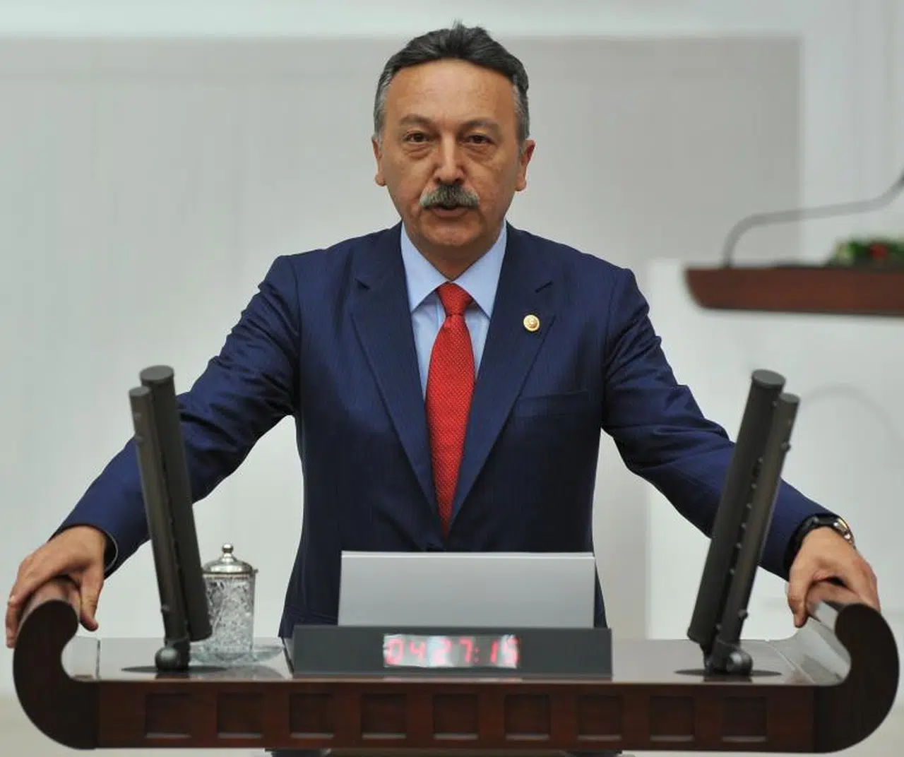 CHP’Lİ BAYIR, İZMİR’DE Kİ STAD SORUNUNU MECLİSE TAŞIDI.