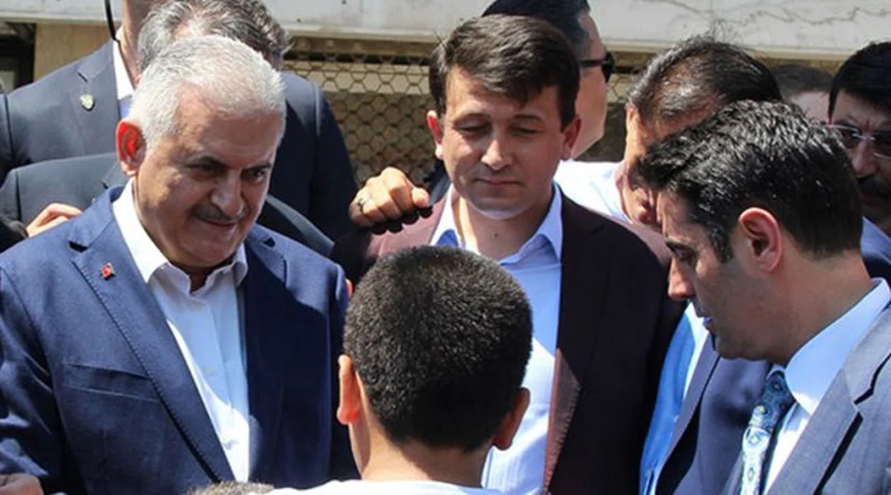 Başbakan İzmir'e Bayramlaşmaya Geldi