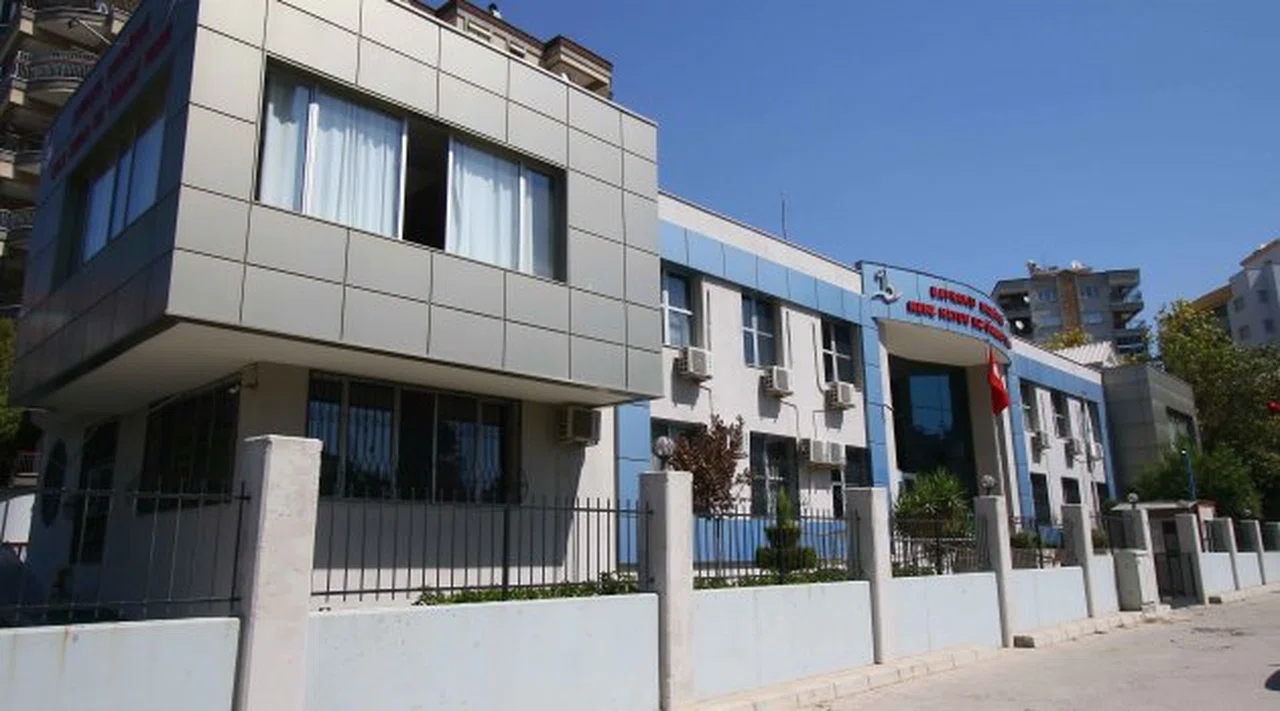 Bayraklı Belediyesi Kız öğrenci yurdu yenilendi