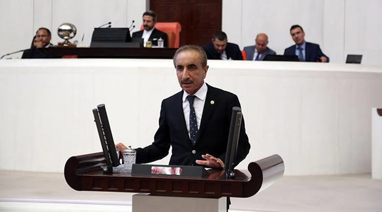 Belediye Başkanlarına Yurtdışı Yasağı Meclis Gündeminde