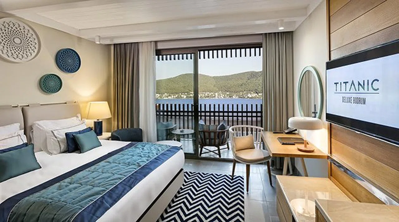 Bodrum'da Konforlu Tatilin Yeni Adresi “Titanic Deluxe Bodrum”
