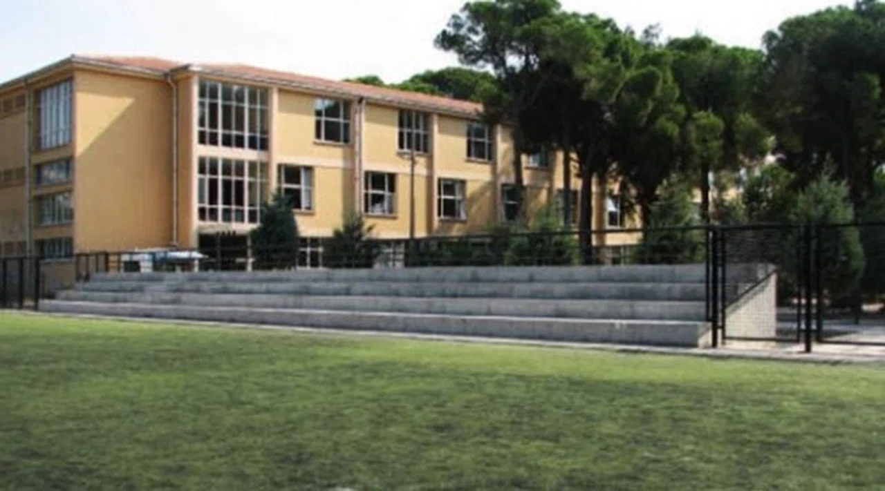 Bornova Anadolu Lisesi de İktidara Başkaldırdı